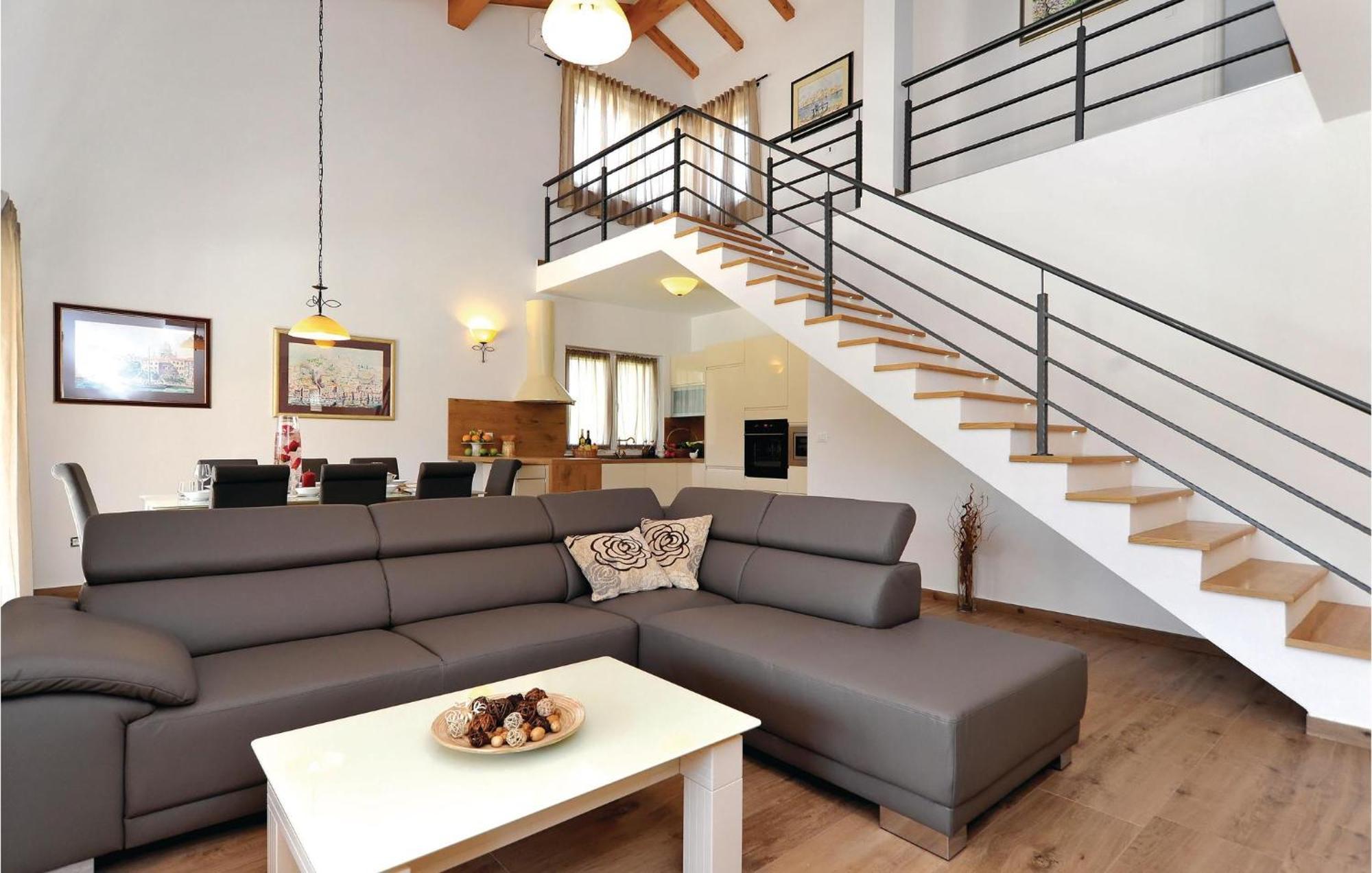Lovely Home In Sibenik With Wifi Ngoại thất bức ảnh