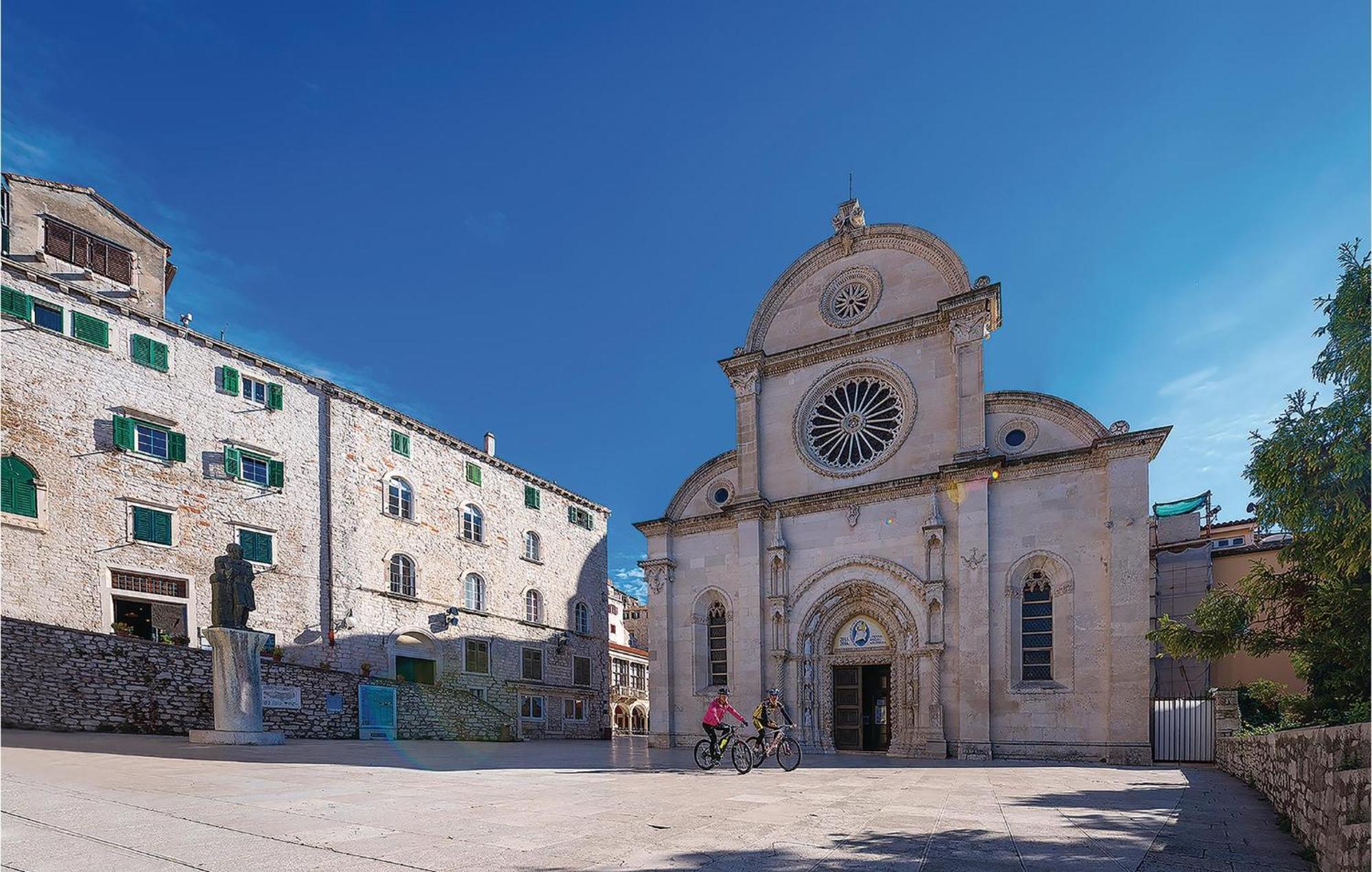 Lovely Home In Sibenik With Wifi Ngoại thất bức ảnh